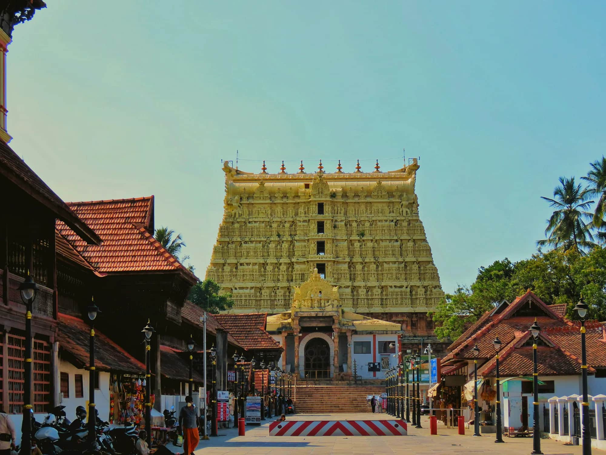 Best Places to Visit in Trivandrum Padmanabhaswamy temple