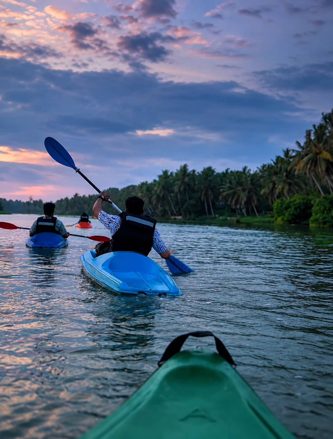 Backwater and Mangrove Kayaking Near Kovalam with Cruoo — photo 2