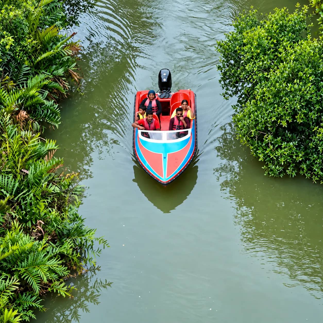 Semi Speed Boat in Varkala with Cruoo, main view