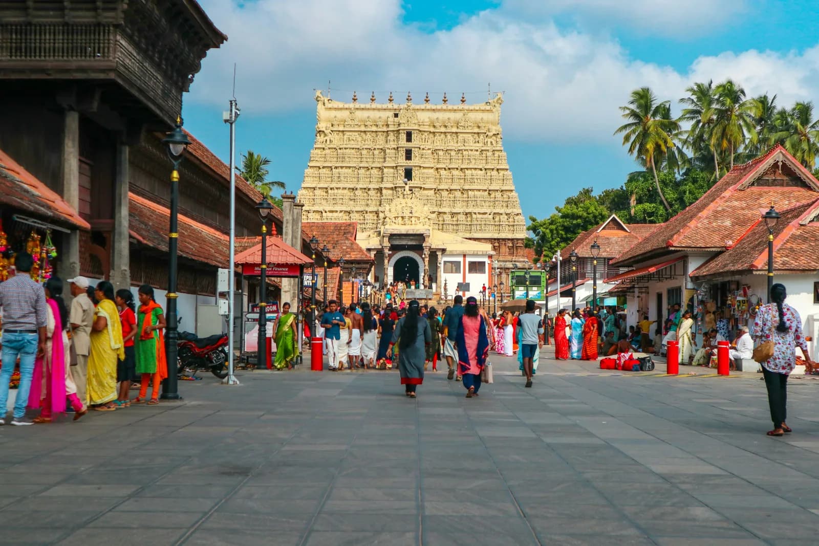 Padmanabhaswamy Temple photo in Thiruvananthapuram showing the historic temple architecture and iconic gopuram