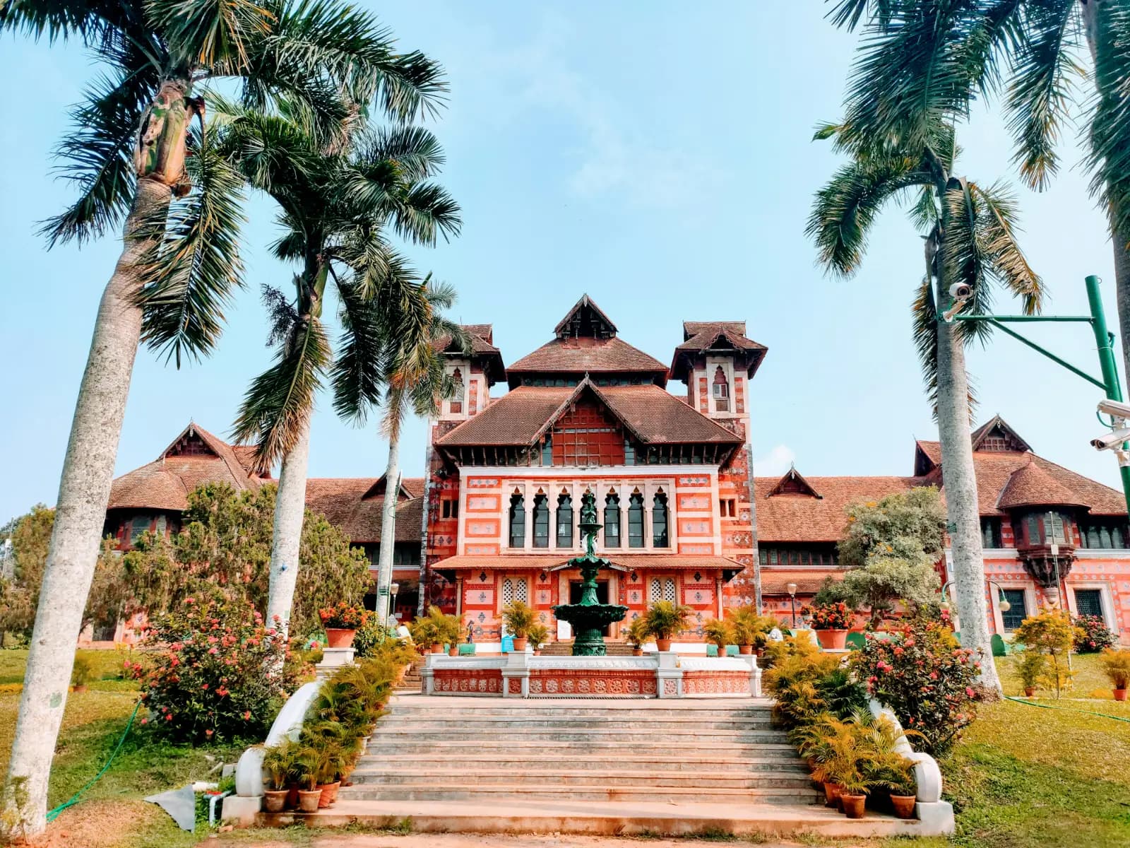 Napier Museum Trivandrum showcasing the historic Indo-Saracenic architecture and museum surroundings